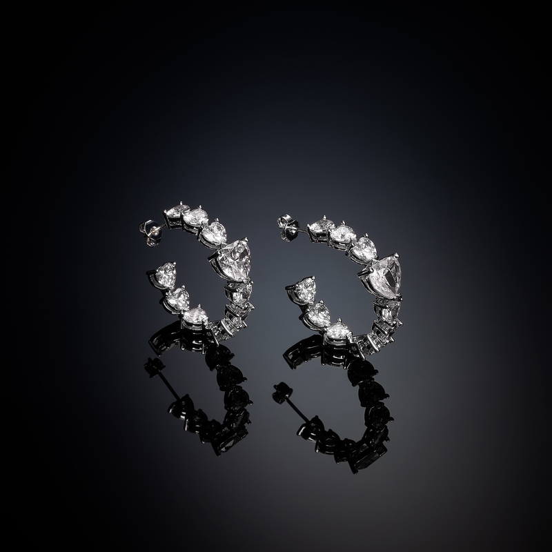 Boucles d'oreilles CHIARA FERRAGNI pour femme en Laiton serti de zircon - 0.012 g - taille : 28.5mm - J19AUV28